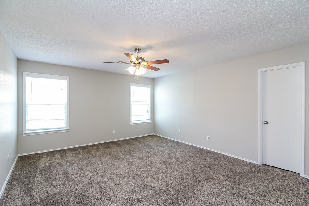 Building Photo - 6419 Twin Spruce Ct