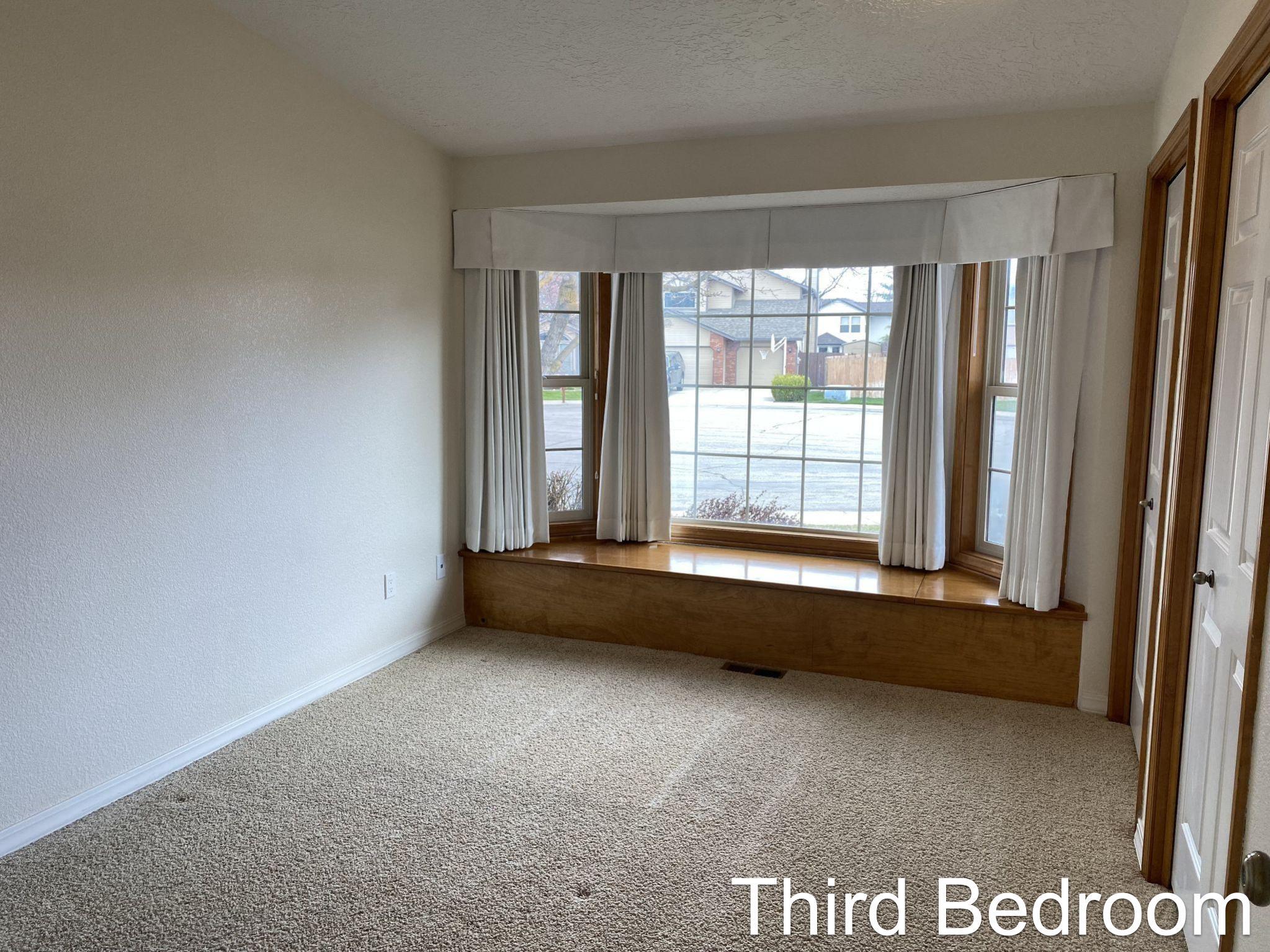 Building Photo - 9835 W Alliance Dr
