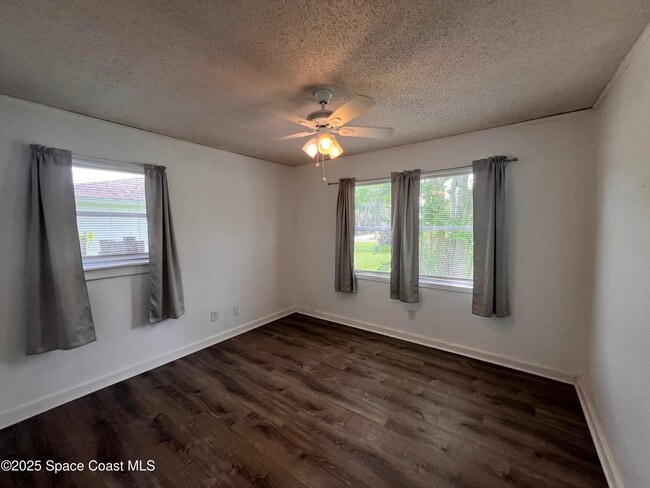 Building Photo - 279 Fernandina St NW