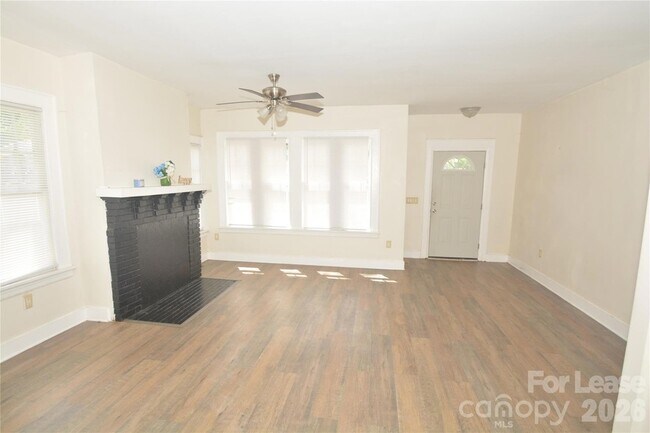 Building Photo - 4101 Gossett Ave