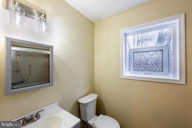 Building Photo - 5035 Timberwood Trail