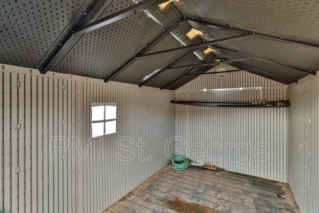 Building Photo - 3731 E Shooting Star Ln