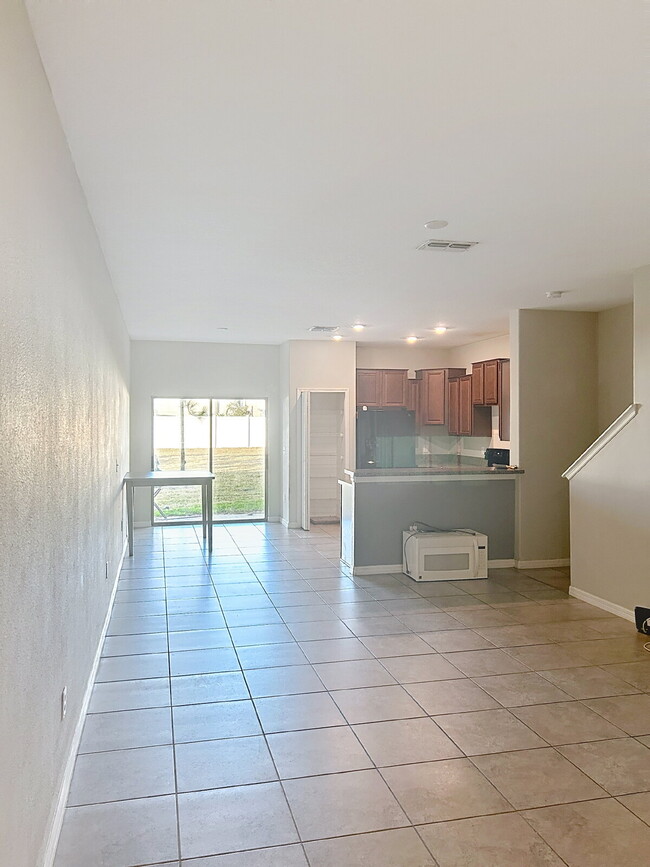 Building Photo - 7622 Ginger Lily Ct