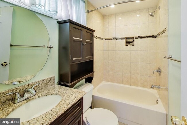 Building Photo - 12609 Holdridge Rd