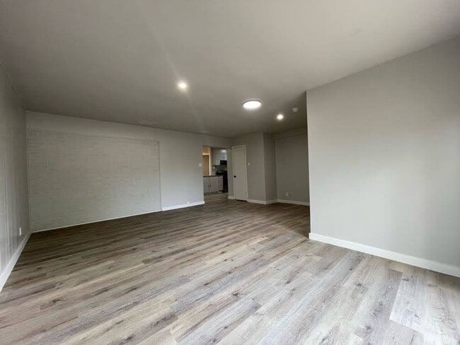 Building Photo - Cozy & Modern 3-Bedroom Retreat in Big Spring