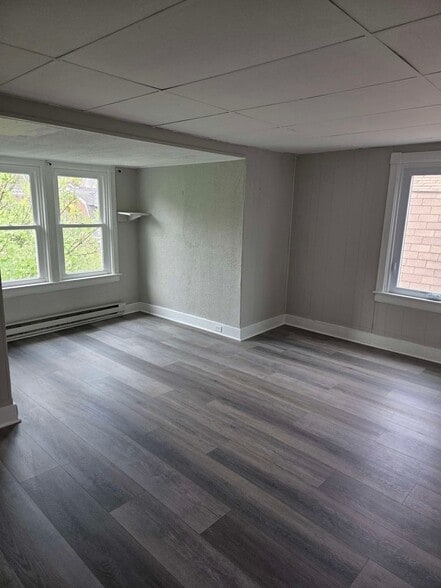 Building Photo - 463-465 Montclair Ave