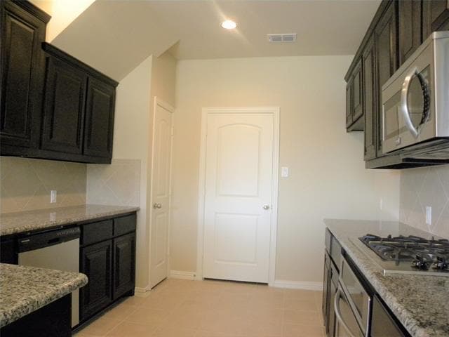 Building Photo - 4626 Ladyfern Way