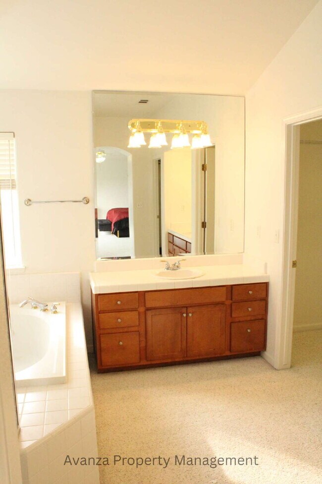 Building Photo - Home for Rent