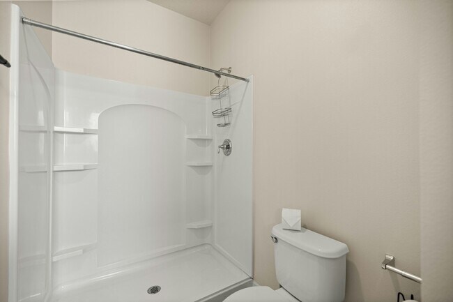 Building Photo - 3008 NE 24th Pl