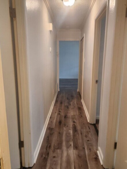 Building Photo - 4156 Palmdale Dr