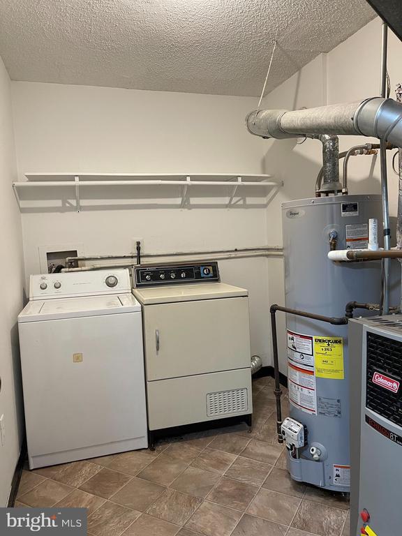 Building Photo - 17 Joyner Ct