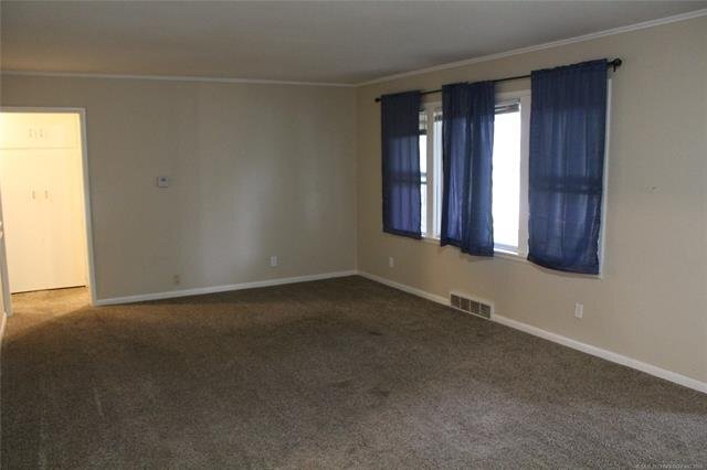 Building Photo - 1126 N Oklahoma Ave