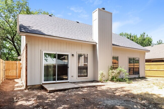 Building Photo - 8841 Elbe Trail