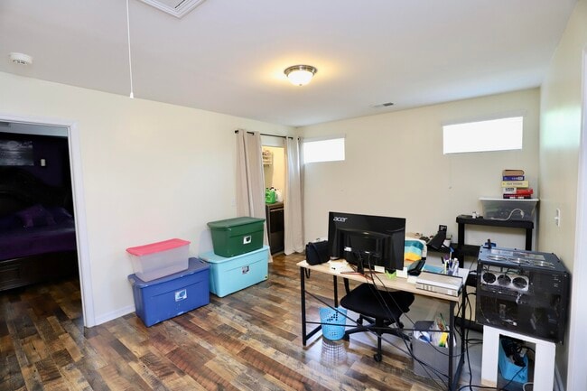 Building Photo - 71 Carina Ln