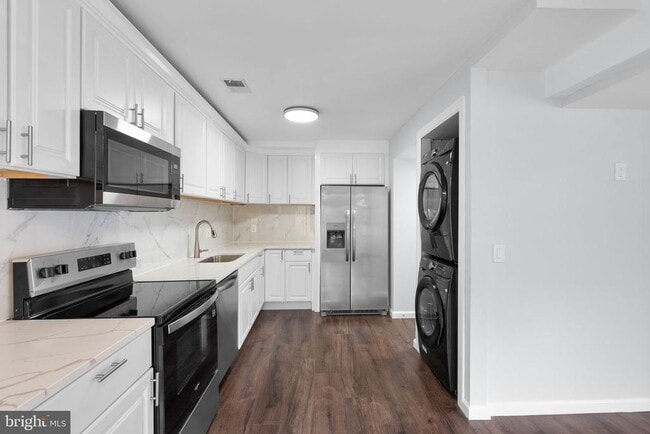 Building Photo - 12603 Red Pepper Ct