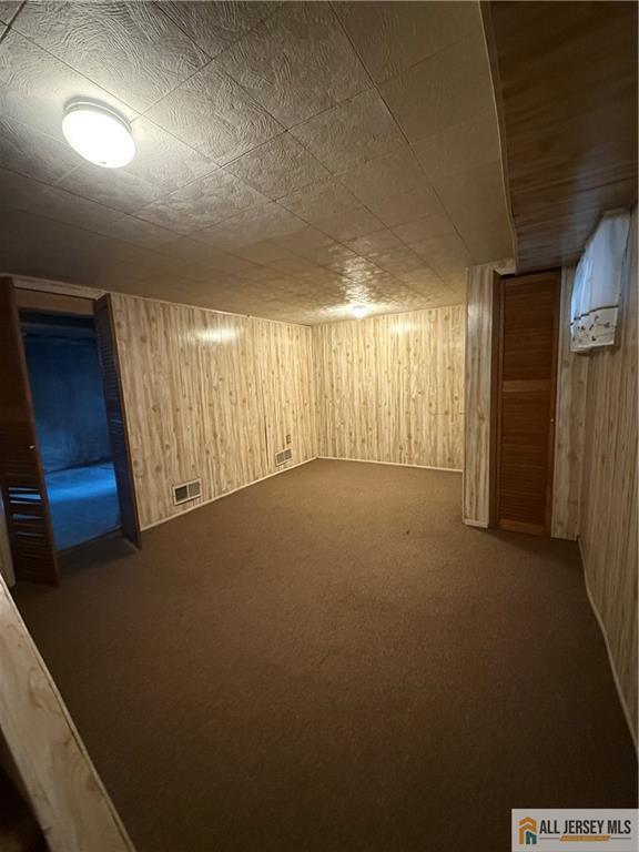 Building Photo - 182 Newman St