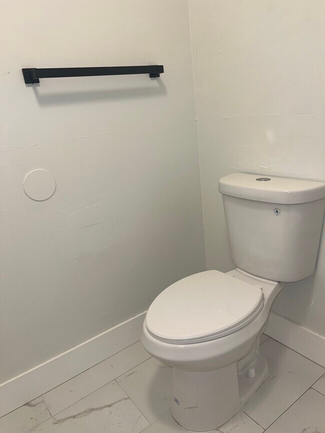 Building Photo - 10042 N 52nd St