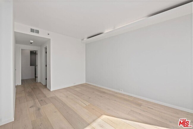 Building Photo - 2920 Neilson Way