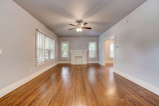 Building Photo - Historic Charm Meets Modern Comfort – 2 Be...