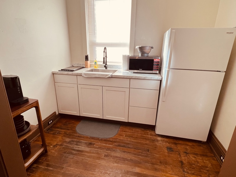 Building Photo - 58 Dickenson St