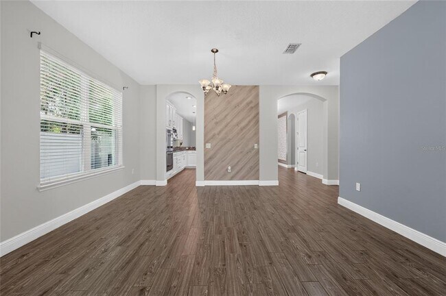 Building Photo - 3207 Palatka St
