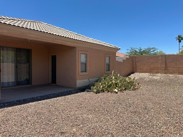 Building Photo - Outstanding 3 Bedrooms, 2 Baths, 2-car garage all on one level duplex separated by a 30-foot cour...