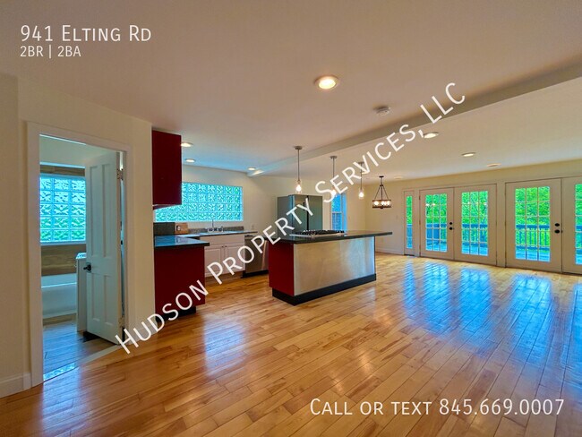 Building Photo - 941 Elting Rd