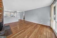 Building Photo - 6020 Cheshire Dr