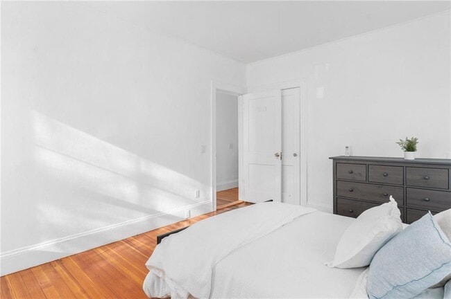 Building Photo - 420 Wayland Ave