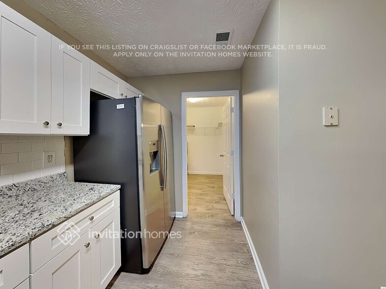 Building Photo - 258 Palms Ln SW