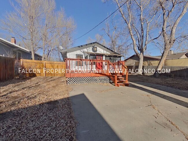 Building Photo - 2107 W Kiowa St