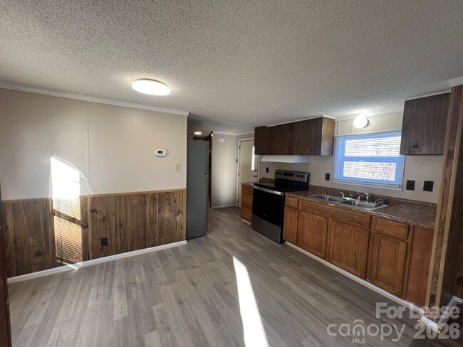 Building Photo - 108 Ricks Ln