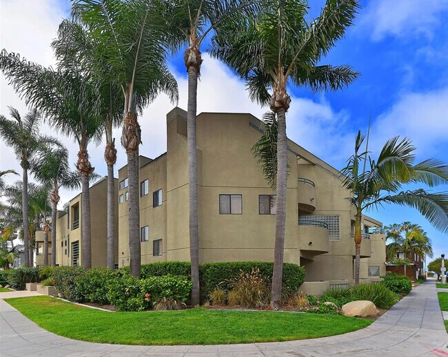 Building Photo - 8132 Camino Del Sol