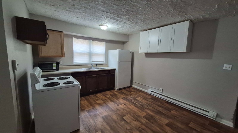 Building Photo - 152 Santa Clara Ave