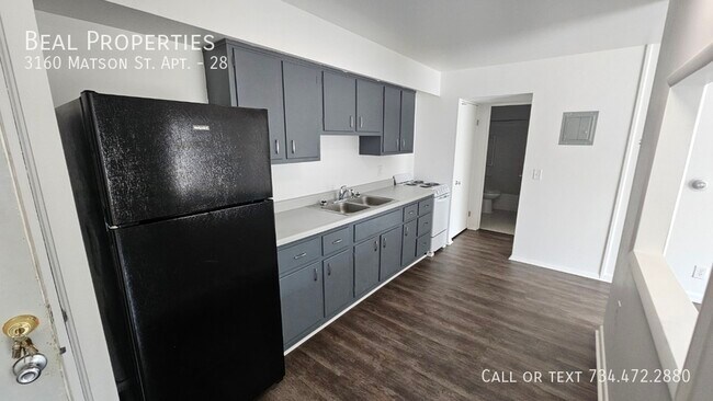 Building Photo - 3160 Matson St