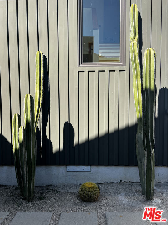 Building Photo - 4448 Elmer Ave