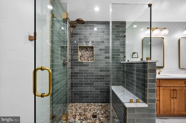 Building Photo - 8016 Quarry Ridge Way