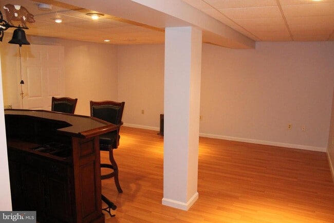 Building Photo - 15 Ryan Ct