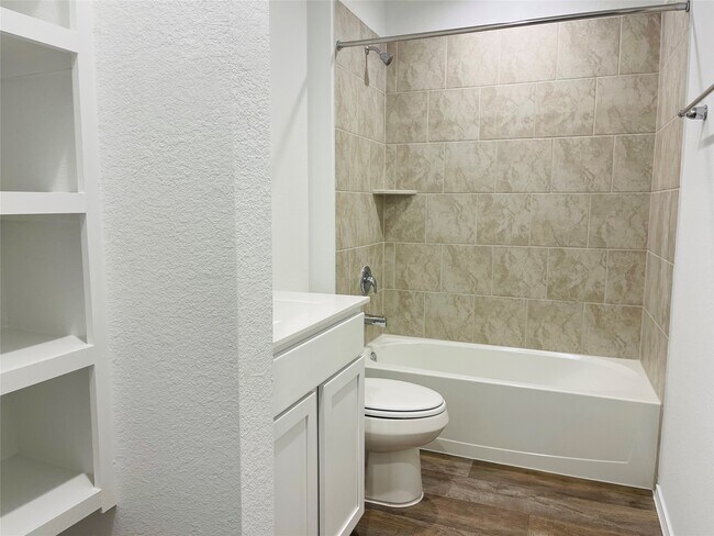 Building Photo - 7515 Audubon Russet Dr