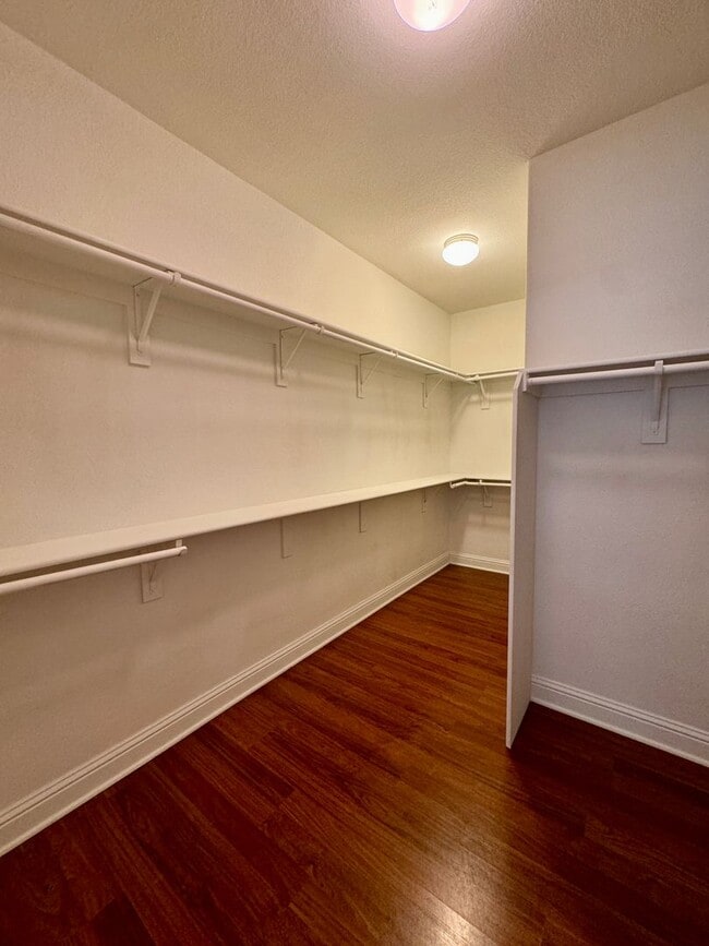 Building Photo - Beautiful Four-Bedroom Home Available in Folsom!