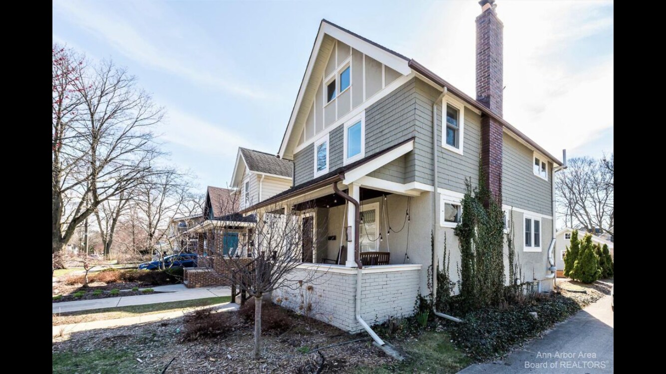 Building Photo - 1040 Olivia Ave