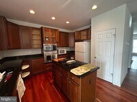 Building Photo - 8177 McCauley Way