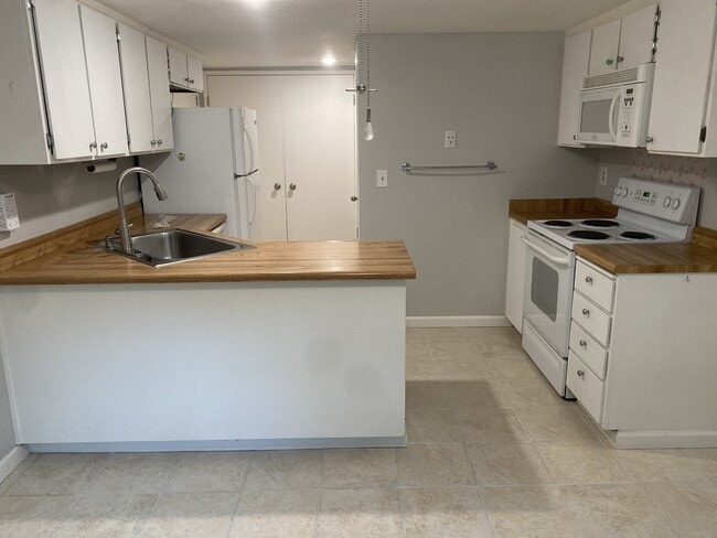 Building Photo - 2539 Blue Rock Ct