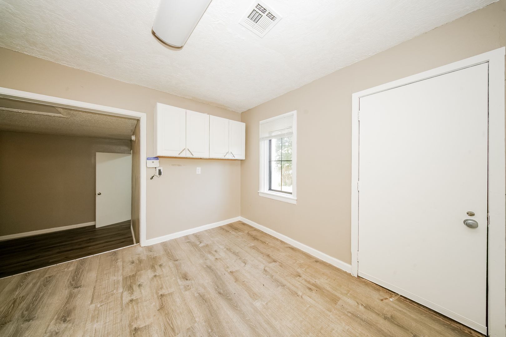 Building Photo - 2329 SW Tulane Ave