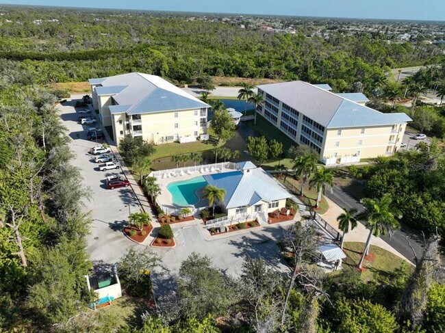 Building Photo - 102 NATURES Way