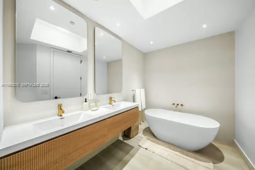 Building Photo - 100 South Pointe Dr