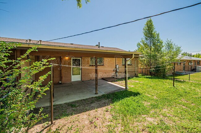 Building Photo - 57 Newland Ct