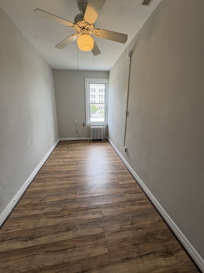 Building Photo - Well-Appointed Charles Village/Station Nor...