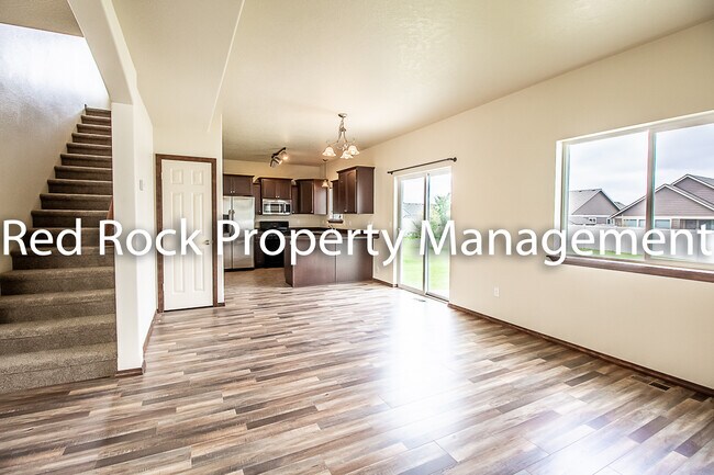 Building Photo - 7527 N Carrington Ln