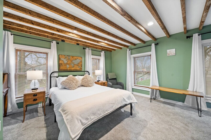 Building Photo - 406 Liberty St